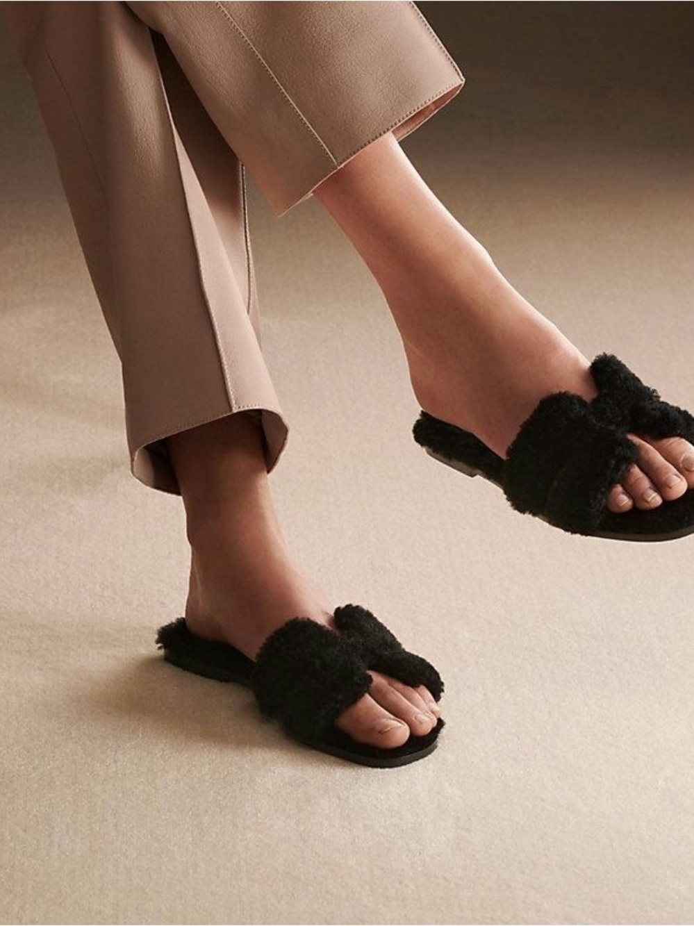 Hermès Oran Teddy Shearling Sandals Black Size 38 EU 212178Z